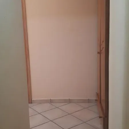 Christina Apartment *
